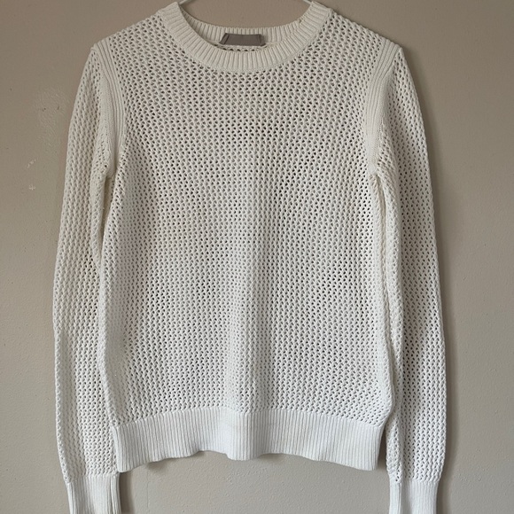 Everlane Sweaters - Everlane White Knit cotton crewneck Sweater size small